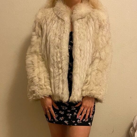 🍄 SAGA FOX Blue Fox Genuine Fur Cream/White Colored Coat - Picture 2 of 12